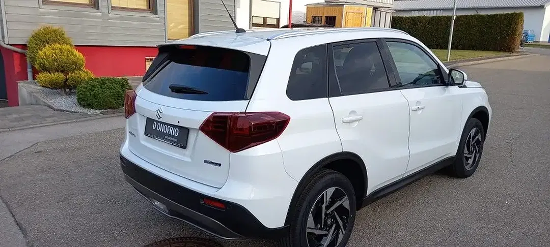 Suzuki Vitara - Thumbnail 6