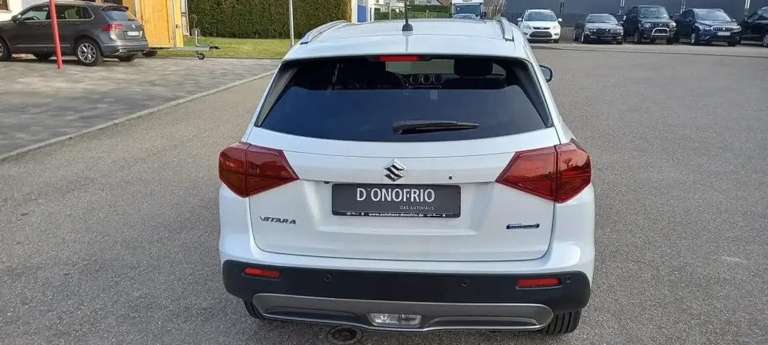 Suzuki Vitara - Thumbnail 7