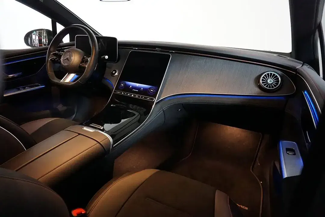 Mercedes-Benz EQE 350 - Thumbnail 3