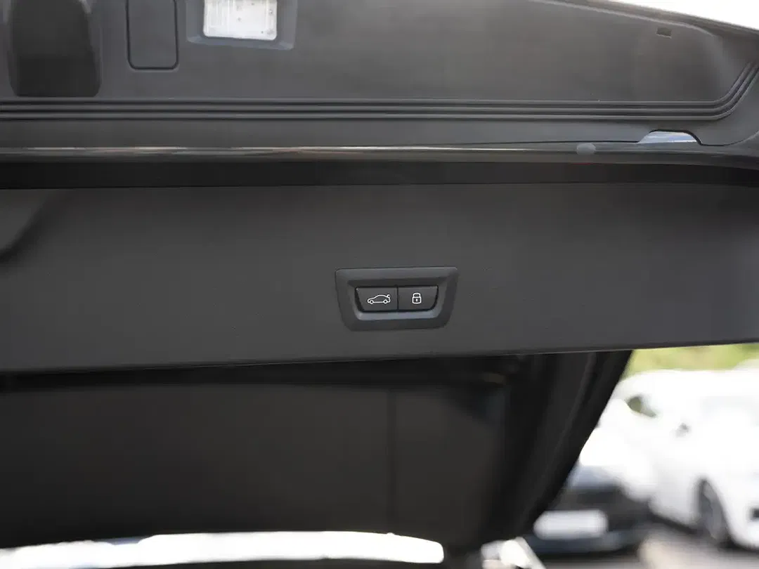 BMW X3 - Thumbnail 13