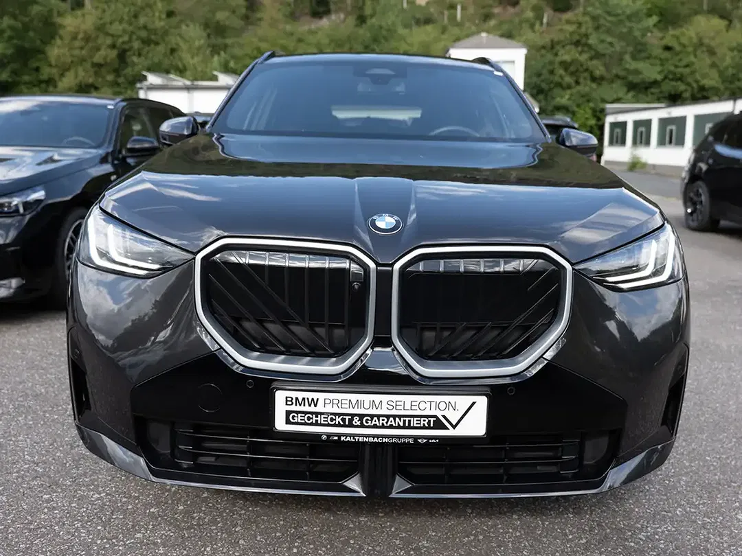 BMW X3 - Thumbnail 3