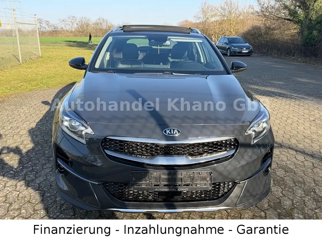Kia XCeed - Thumbnail 2