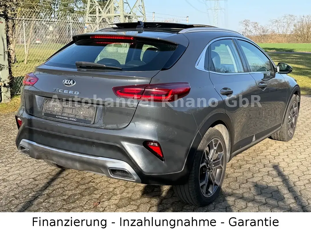 Kia XCeed - Thumbnail 3