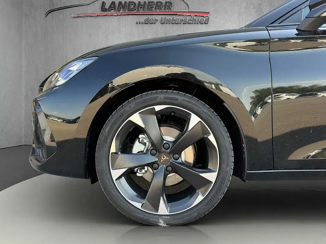 CUPRA Leon - Thumbnail 13