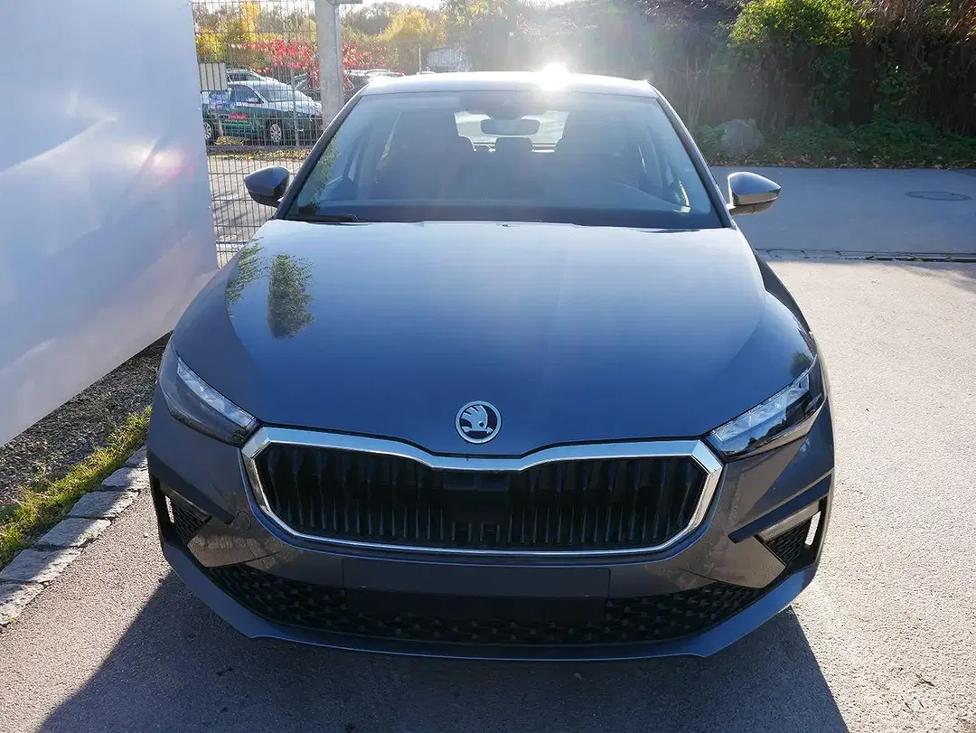 Skoda Scala - Thumbnail 2
