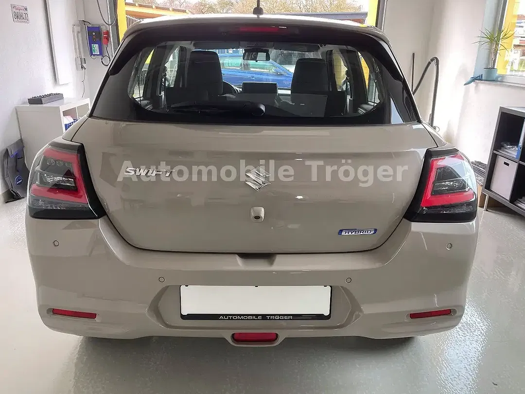 Suzuki Swift - Thumbnail 6