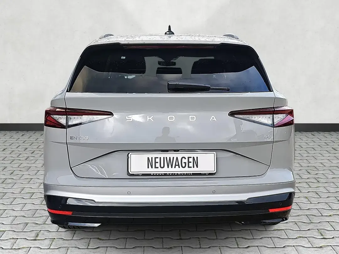 Skoda Enyaq - Thumbnail 3