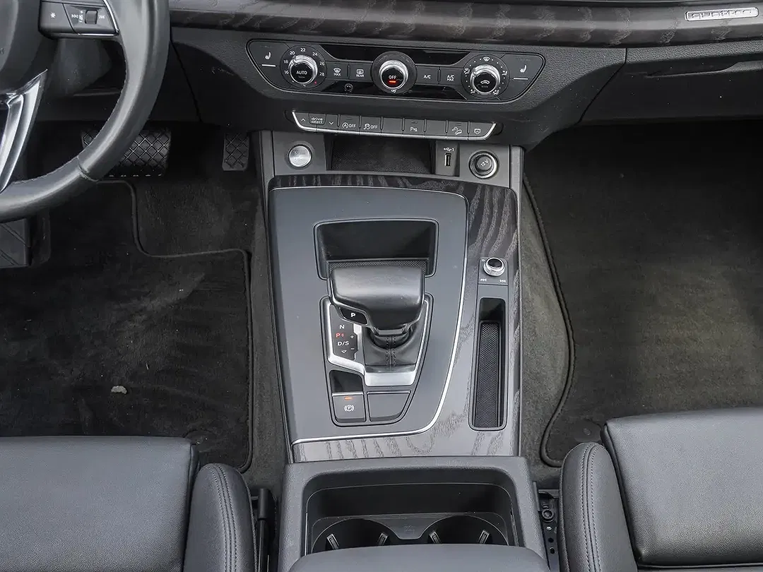 Audi Q5 - Thumbnail 13
