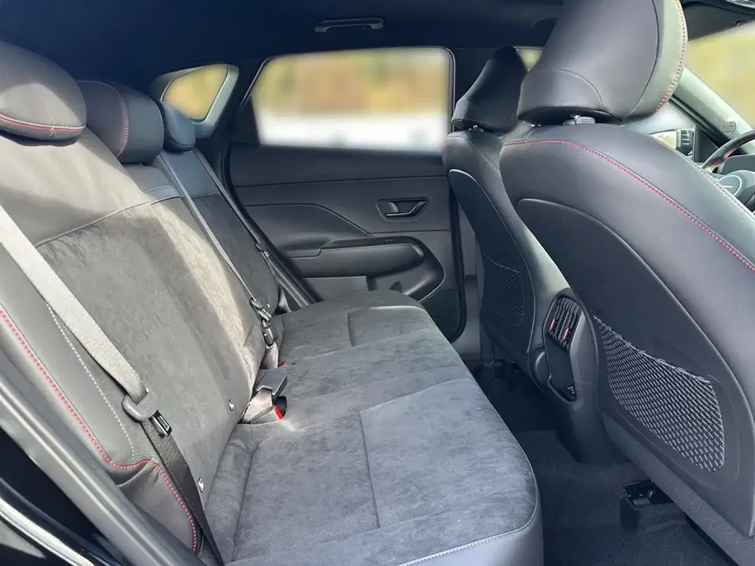 Hyundai KONA - Thumbnail 13