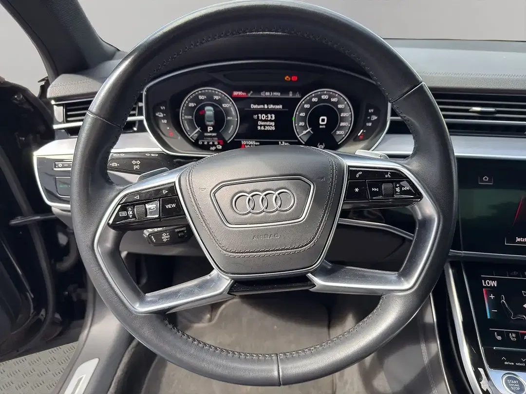 Audi A8 - Thumbnail 9