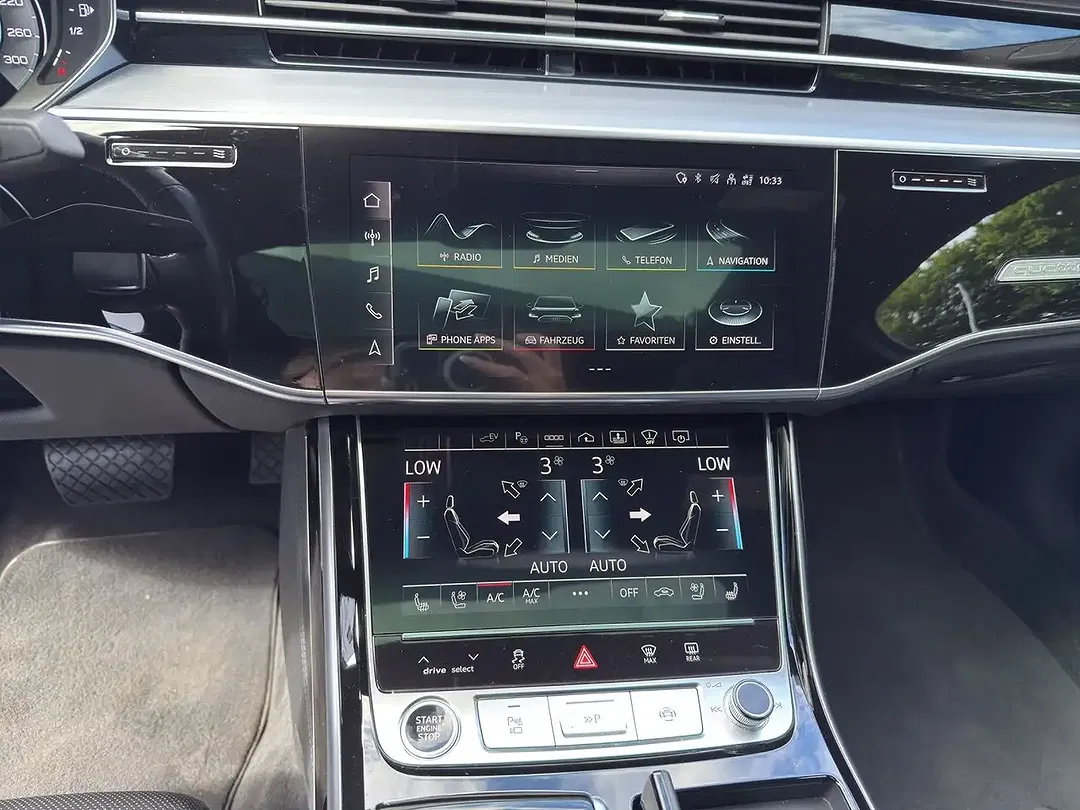 Audi A8 - Thumbnail 10