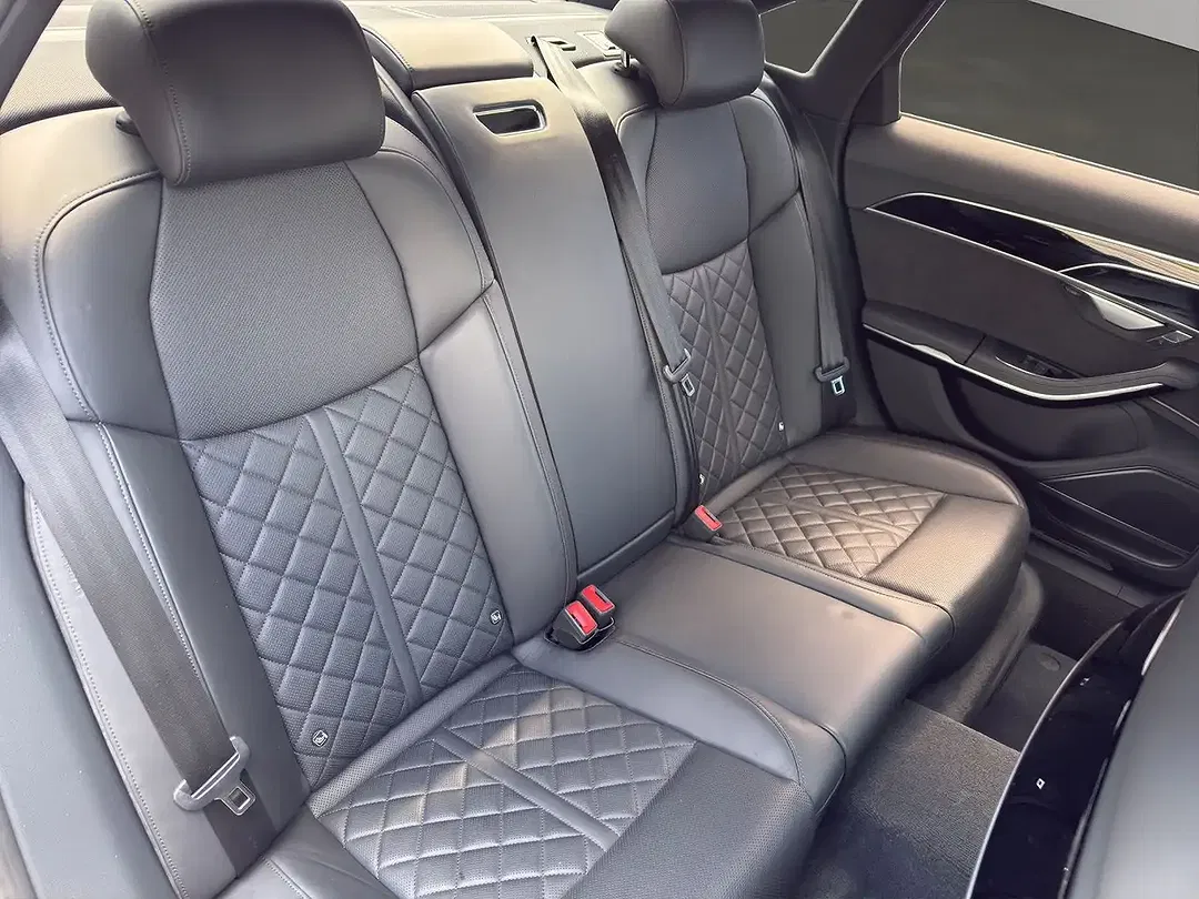 Audi A8 - Thumbnail 14