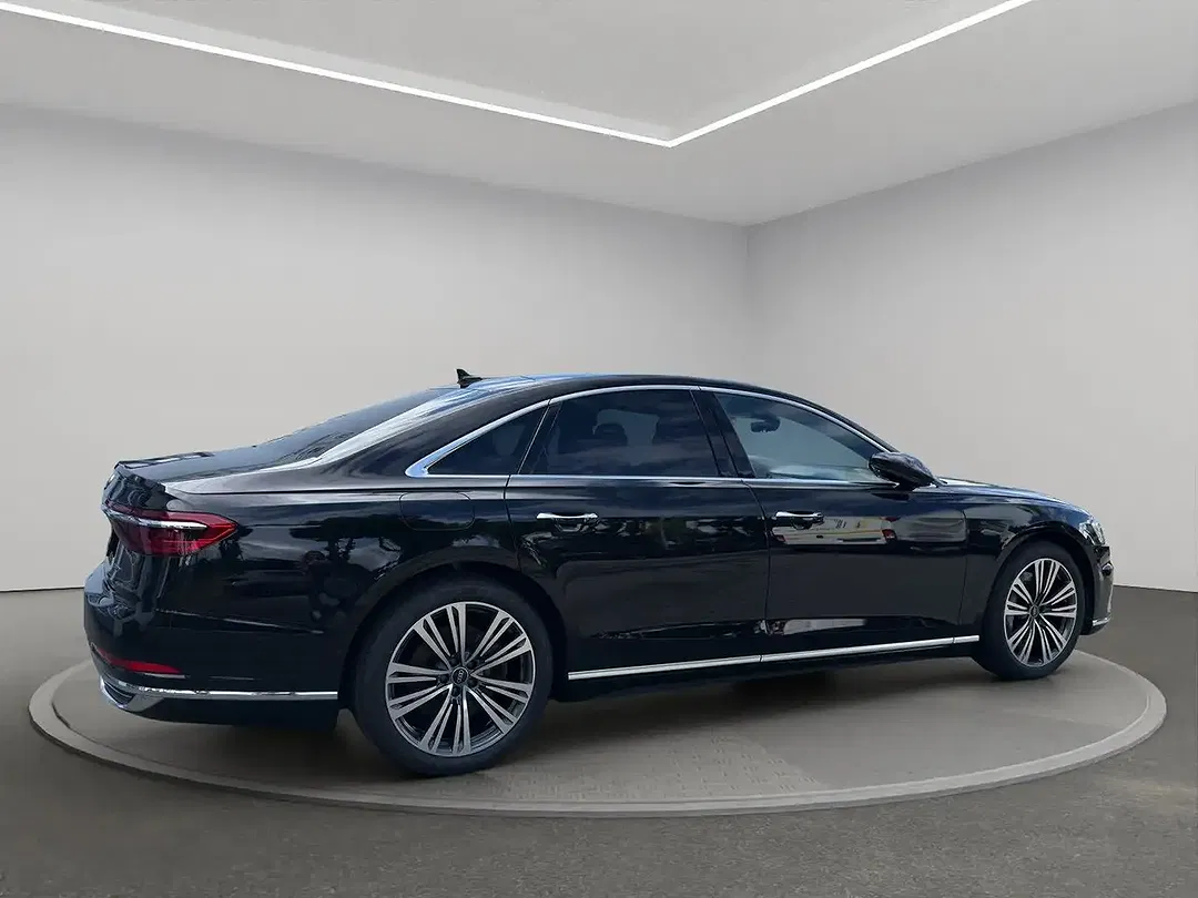 Audi A8 - Thumbnail 3