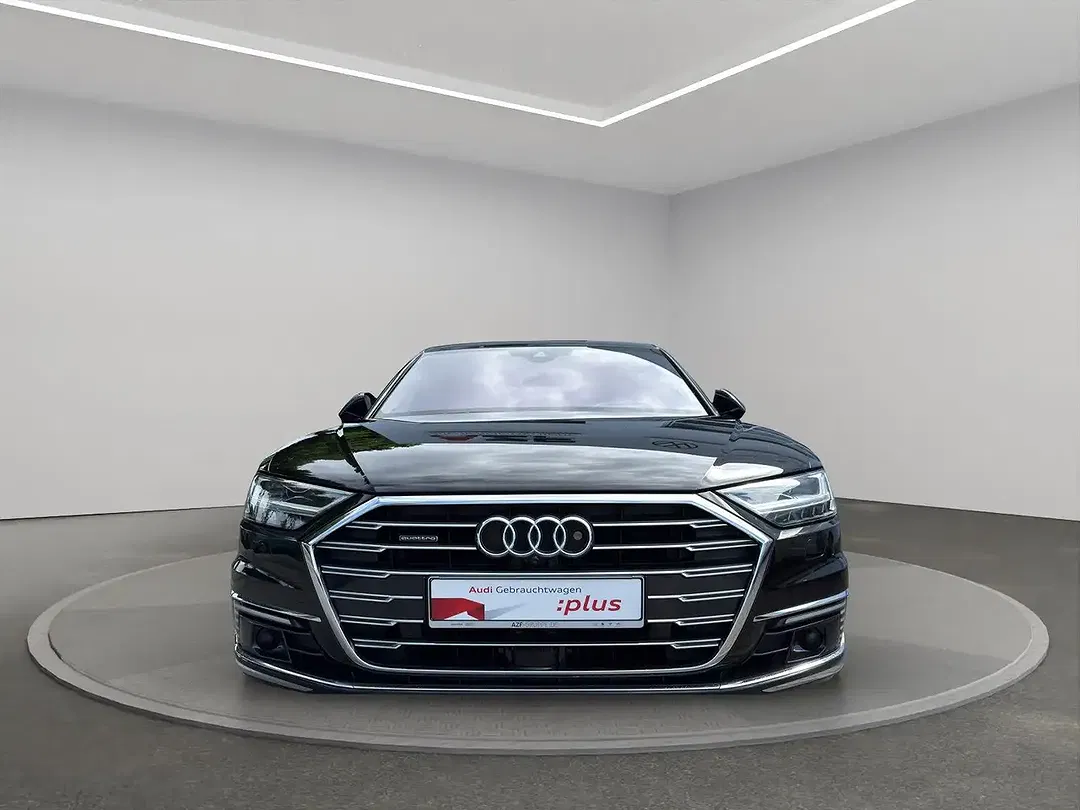 Audi A8 - Thumbnail 5