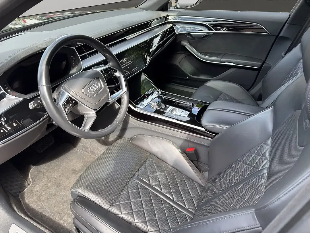 Audi A8 - Thumbnail 8