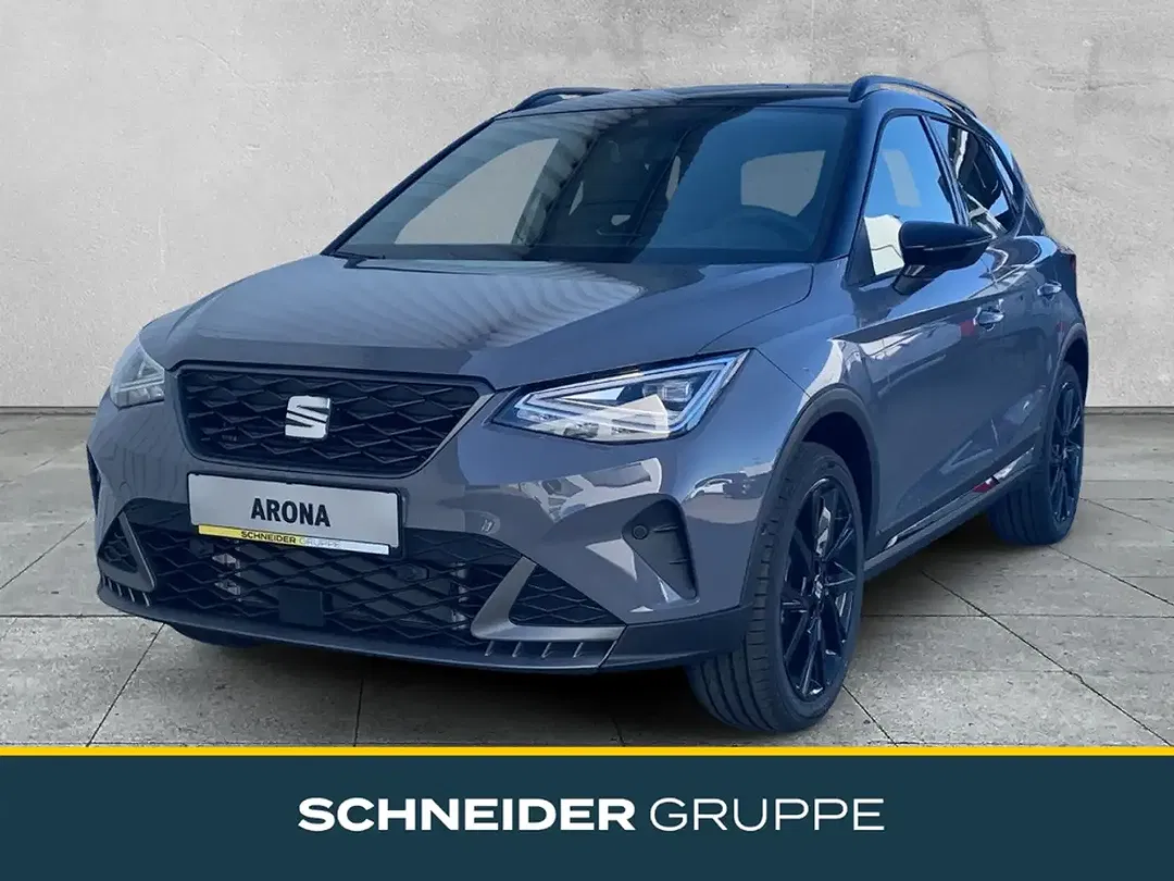 SEAT Arona - Thumbnail 1