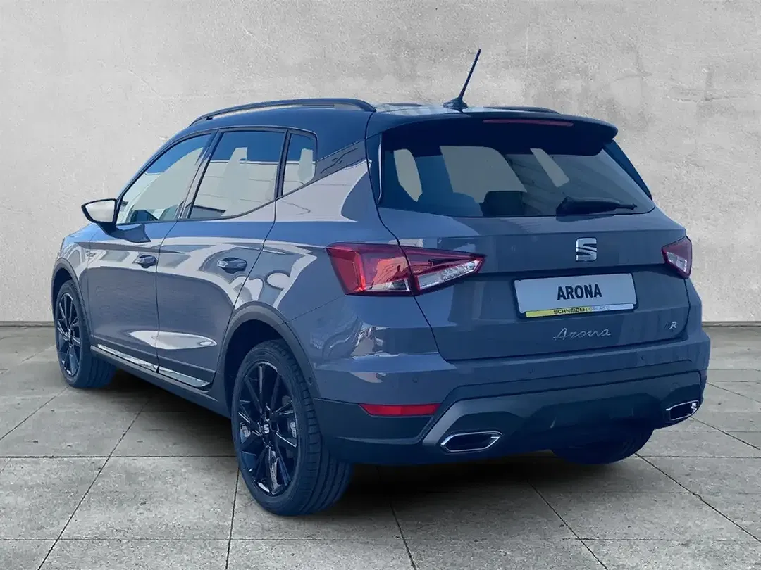 SEAT Arona - Thumbnail 3