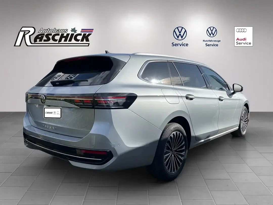 Volkswagen Passat Variant - Thumbnail 3