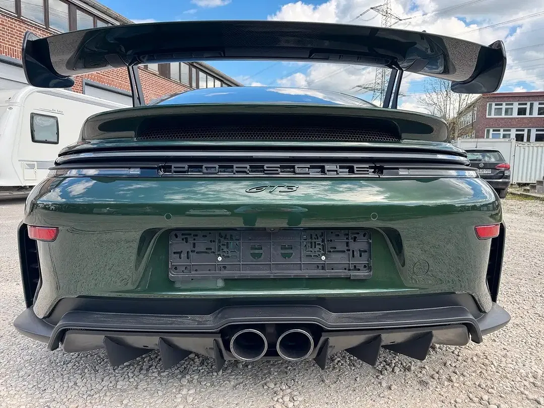 Porsche 992 - Thumbnail 11