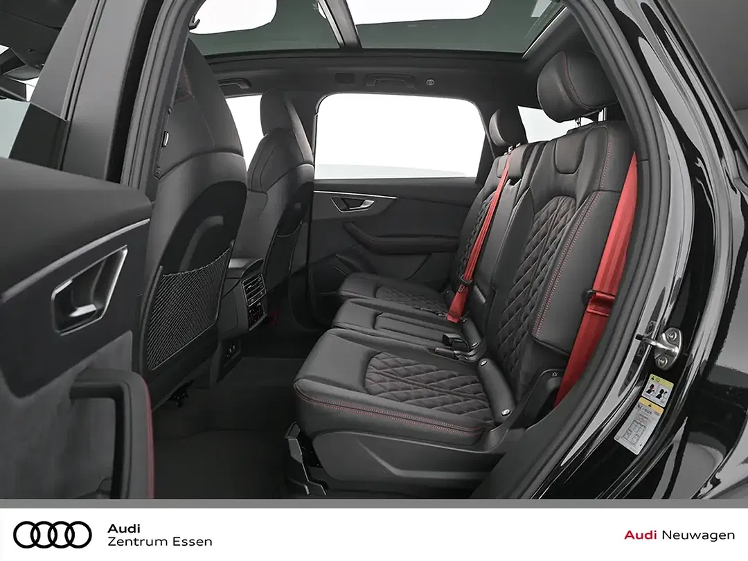 Audi Q7 - Thumbnail 12