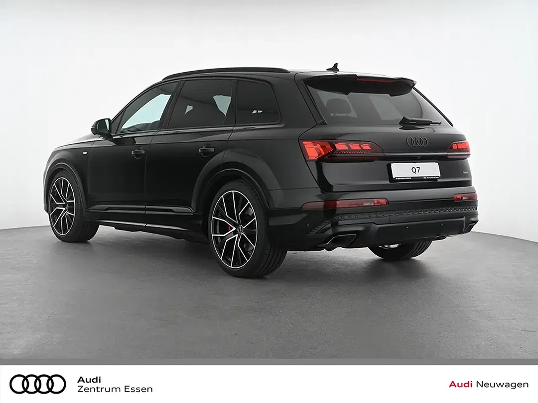 Audi Q7 - Thumbnail 3