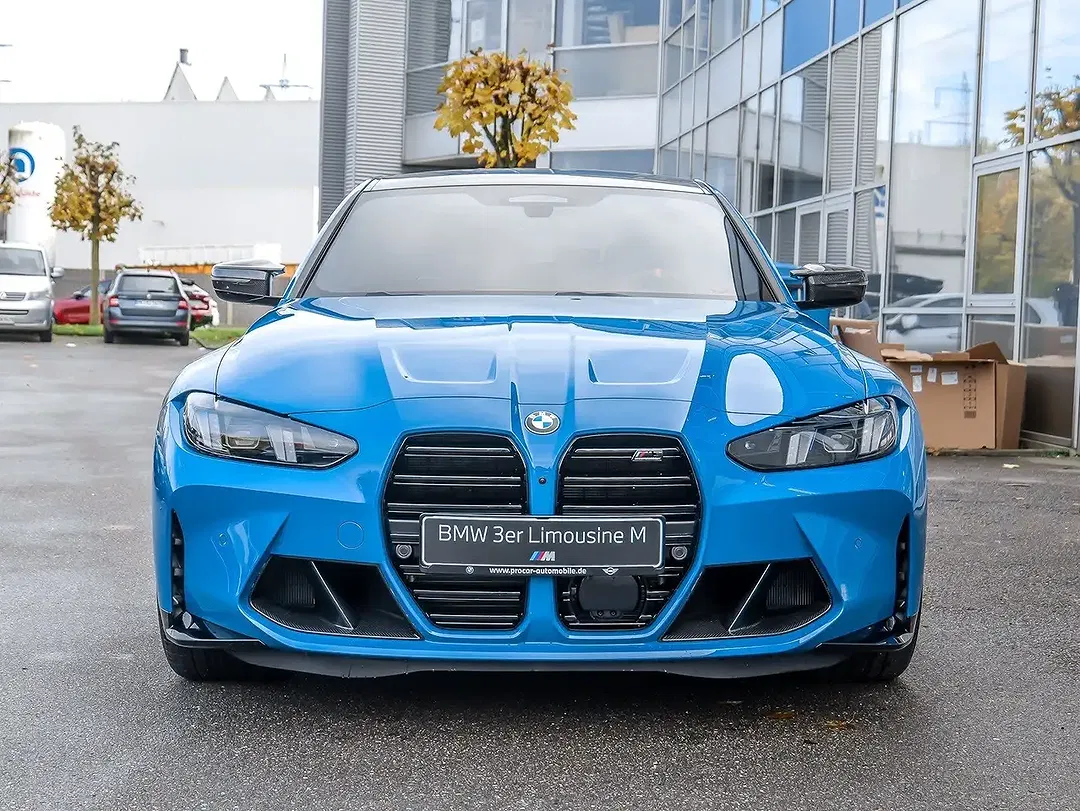 BMW M3 - Thumbnail 4