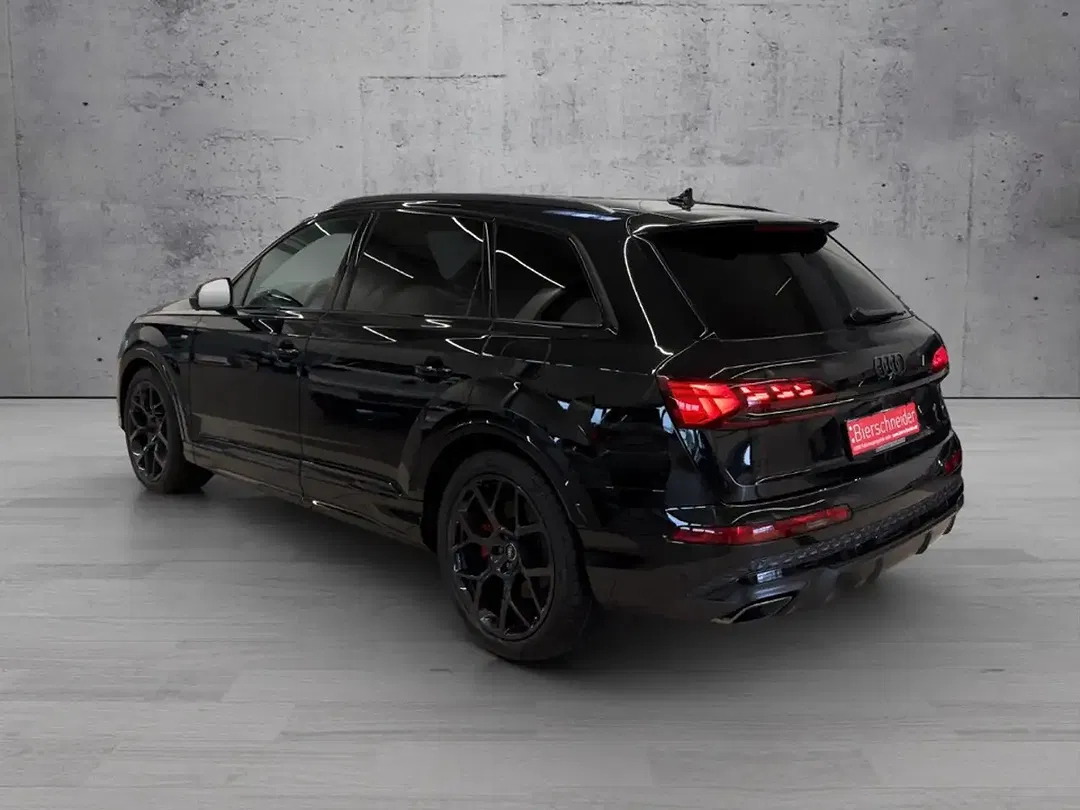 Audi Q7 - Thumbnail 5