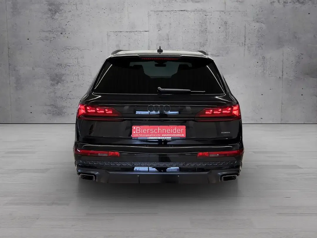 Audi Q7 - Thumbnail 6