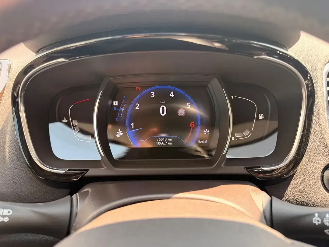 Renault Espace - Thumbnail 18
