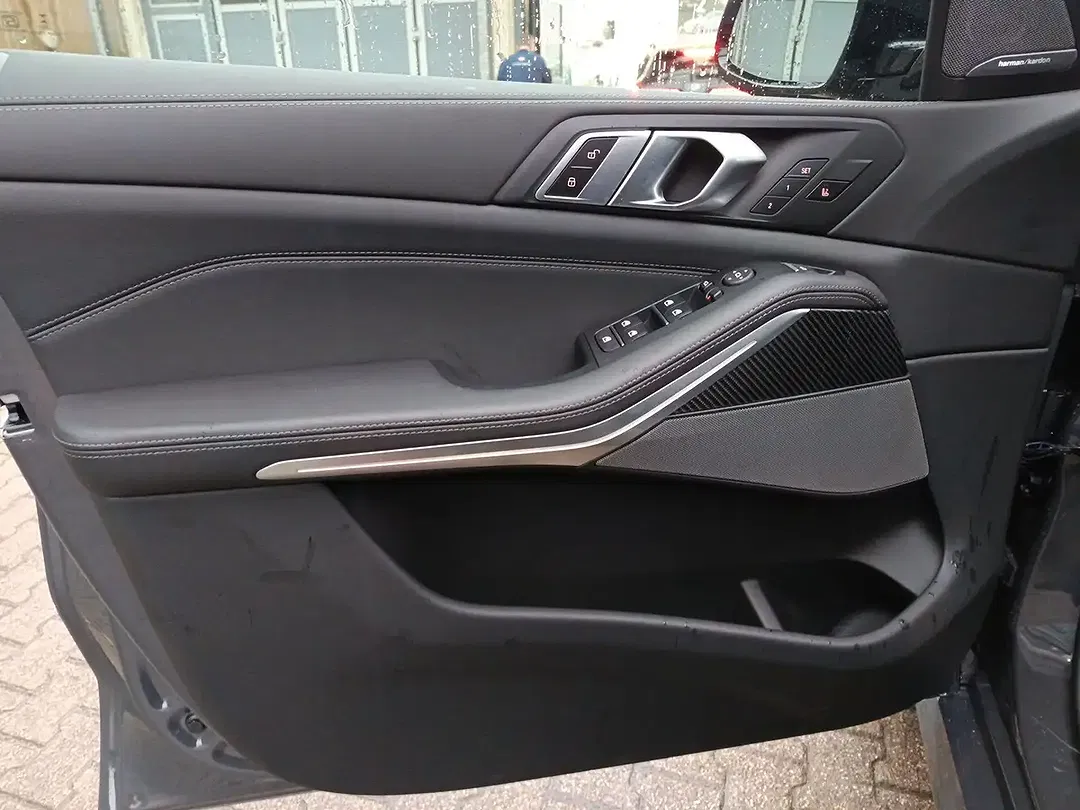 BMW X5 - Thumbnail 13