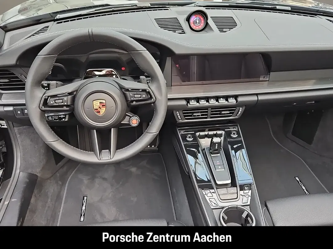 Porsche 992 - Thumbnail 13
