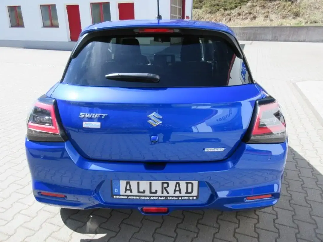 Suzuki Swift - Thumbnail 4