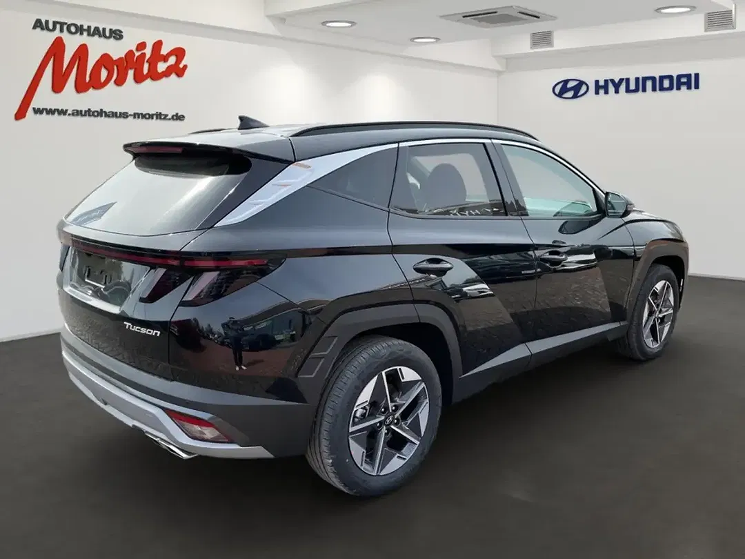 Hyundai TUCSON - Thumbnail 3
