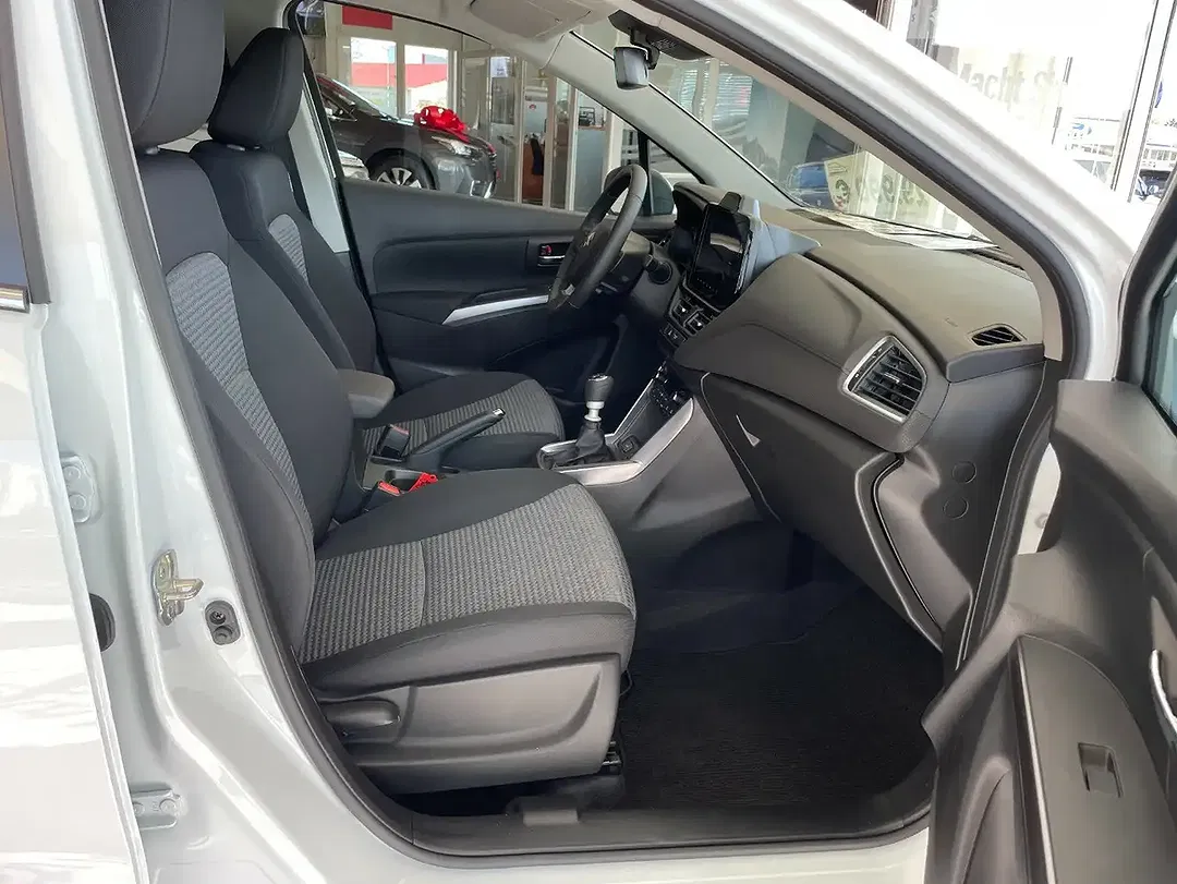 Suzuki S-Cross - Thumbnail 13