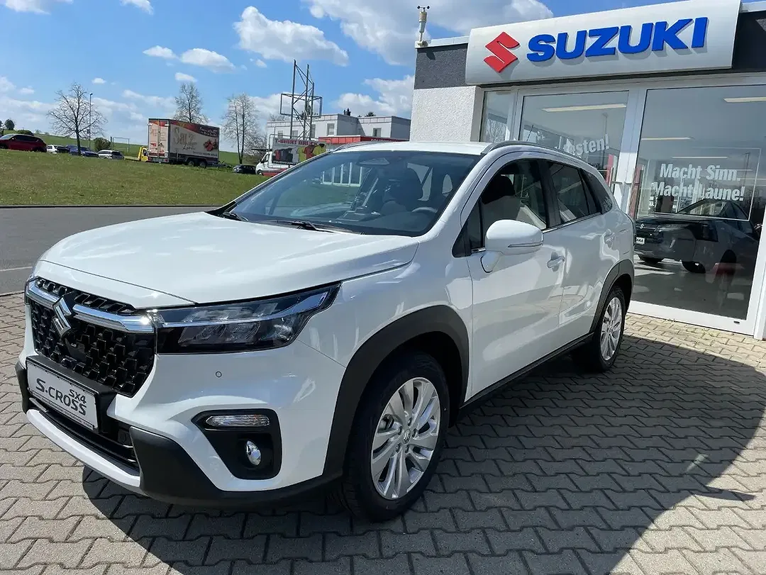 Suzuki S-Cross - Thumbnail 5