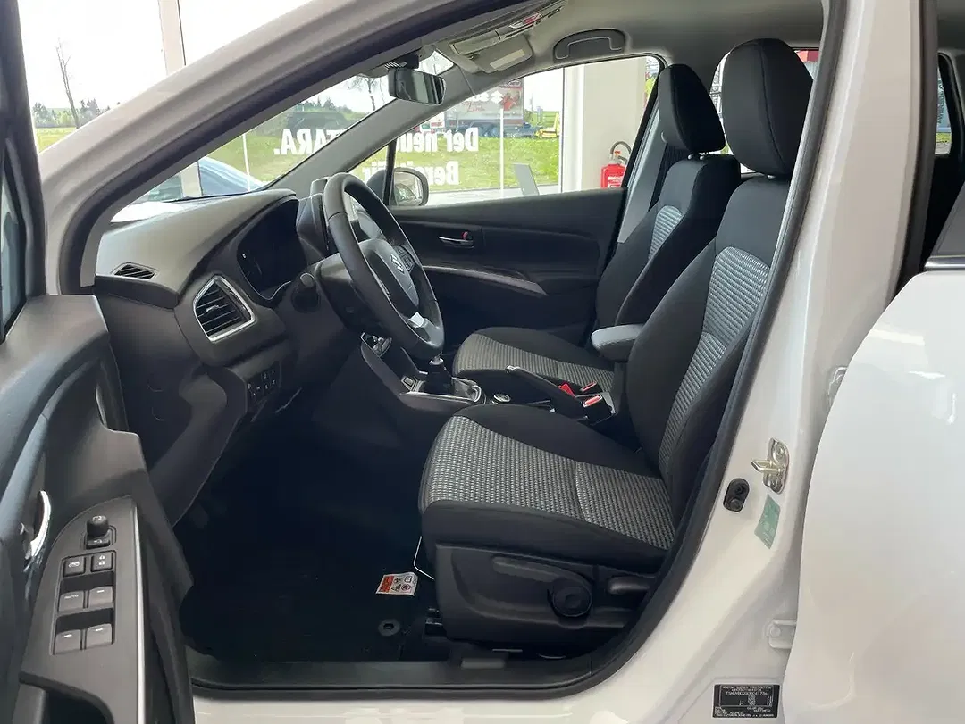 Suzuki S-Cross - Thumbnail 7