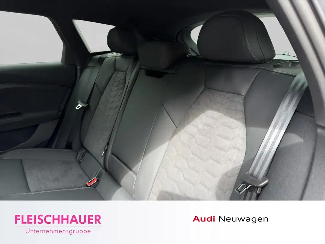 Audi A6 - Thumbnail 10