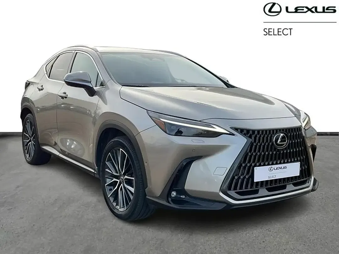 Lexus NX 450h+ - Thumbnail 16