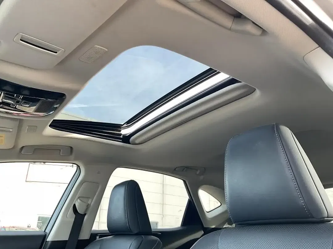 Lexus NX 450h+ - Thumbnail 23