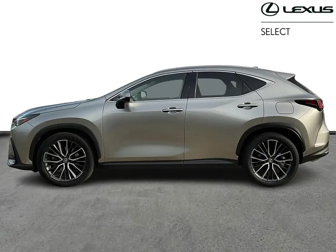 Lexus NX 450h+ - Thumbnail 3
