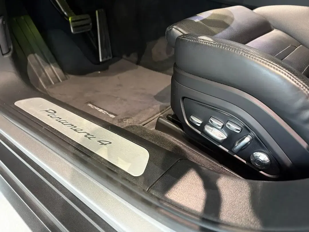 Porsche Panamera - Thumbnail 14