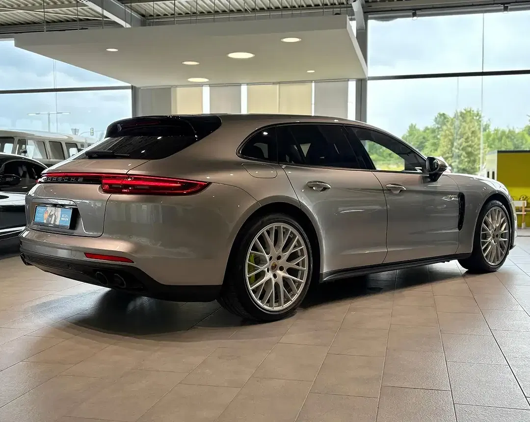 Porsche Panamera - Thumbnail 7