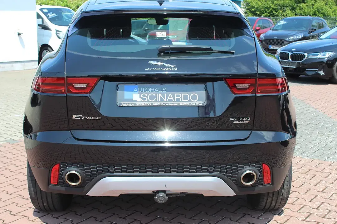 Jaguar E-Pace - Thumbnail 8