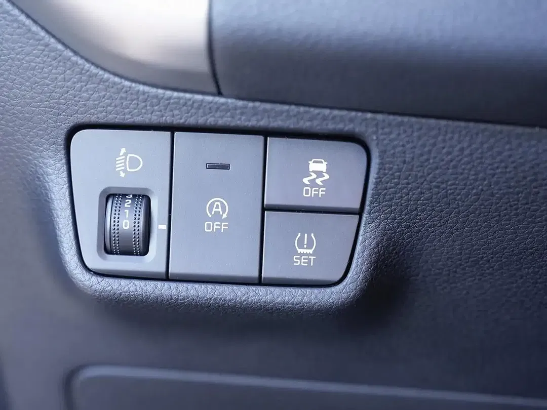 Kia Stonic - Thumbnail 10