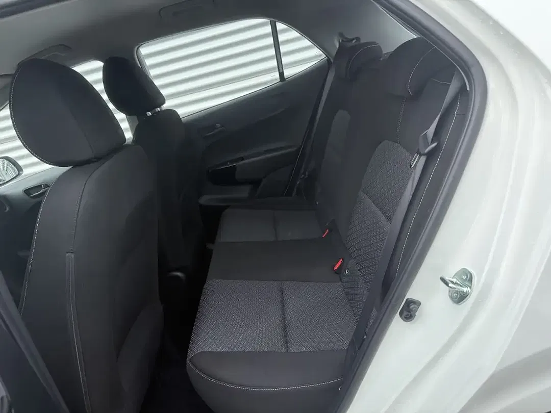 Kia Picanto - Thumbnail 9