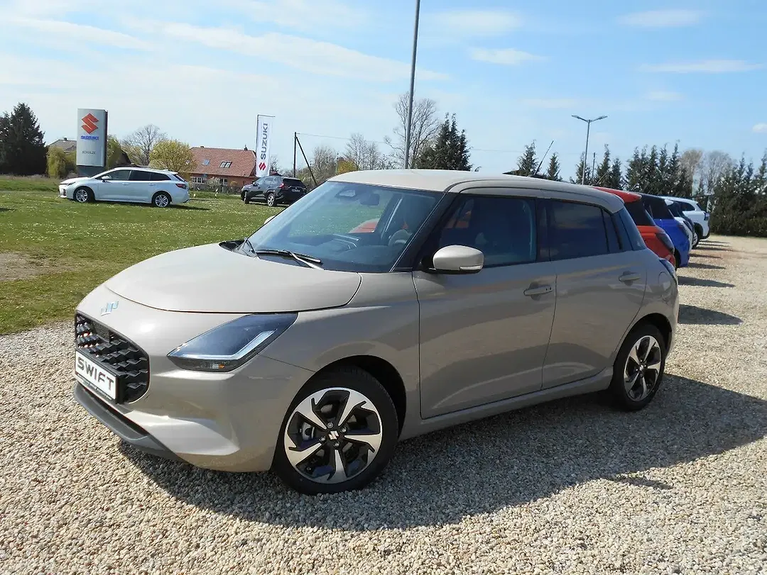 Suzuki Swift - Thumbnail 1