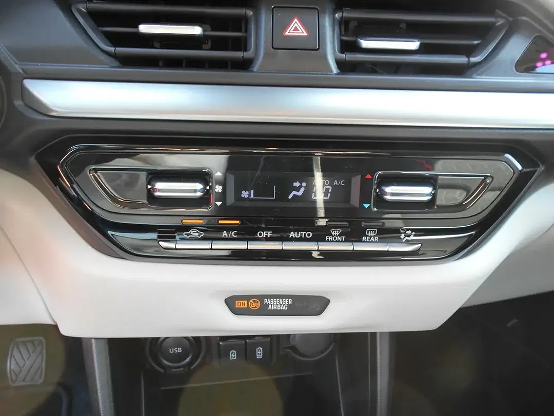 Suzuki Swift - Thumbnail 15
