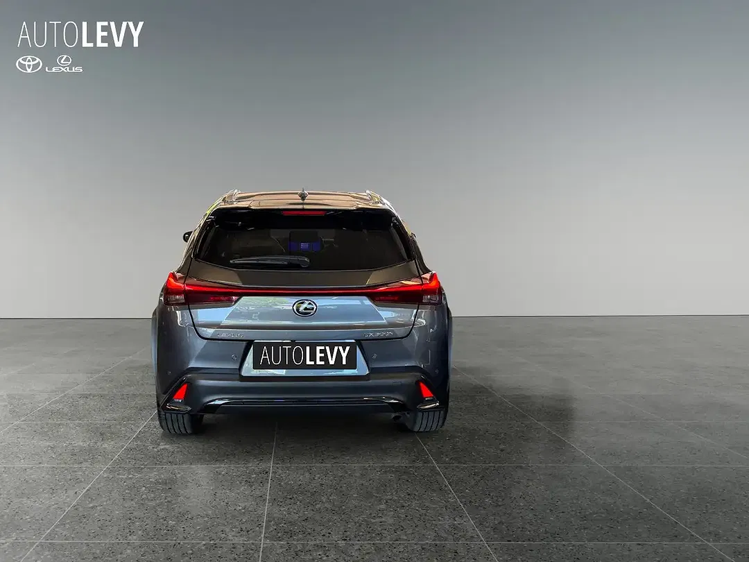 Lexus UX 300h - Thumbnail 4
