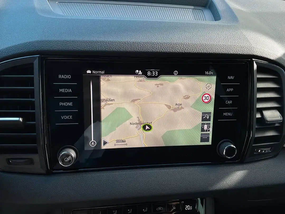 Skoda Karoq - Thumbnail 13
