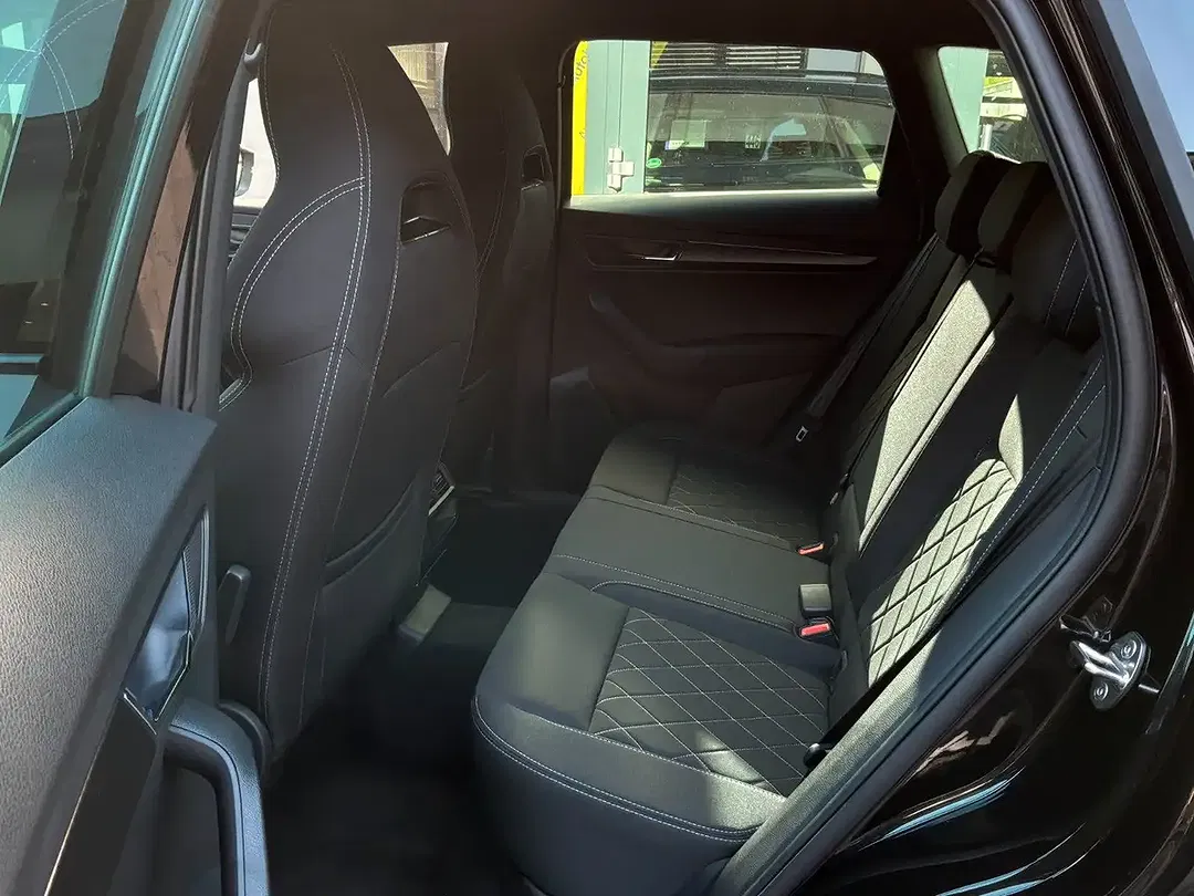 Skoda Karoq - Thumbnail 17